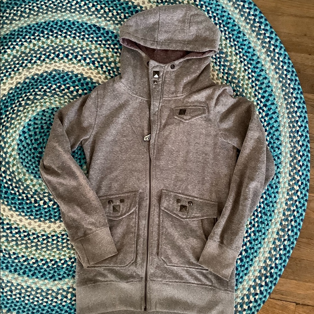 Women’s Volcom zip up hoodie